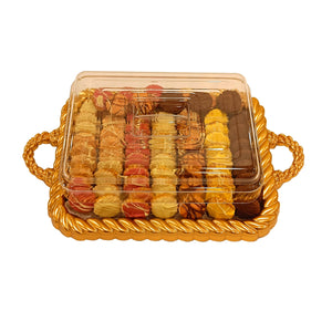 Petit Four - Larissa