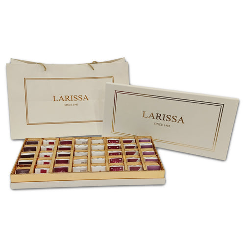 Qatar National Day 23 - Larissa