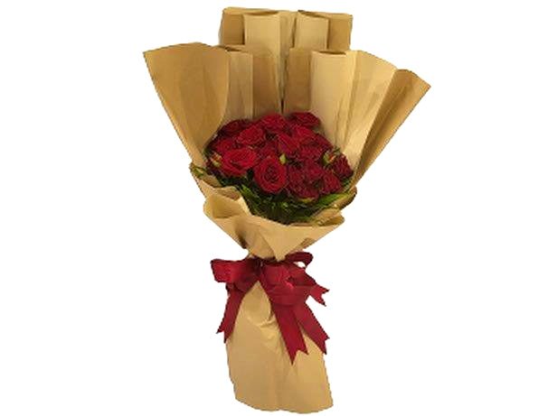 Rose Hand Bouquet 6 - Larissa