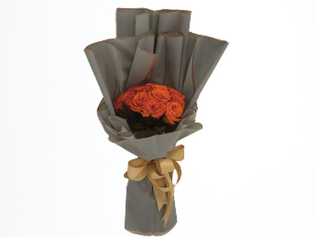 Rose Hand Bouquet 8 - Larissa