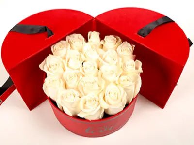 Round Box With 19 Roses - Larissa